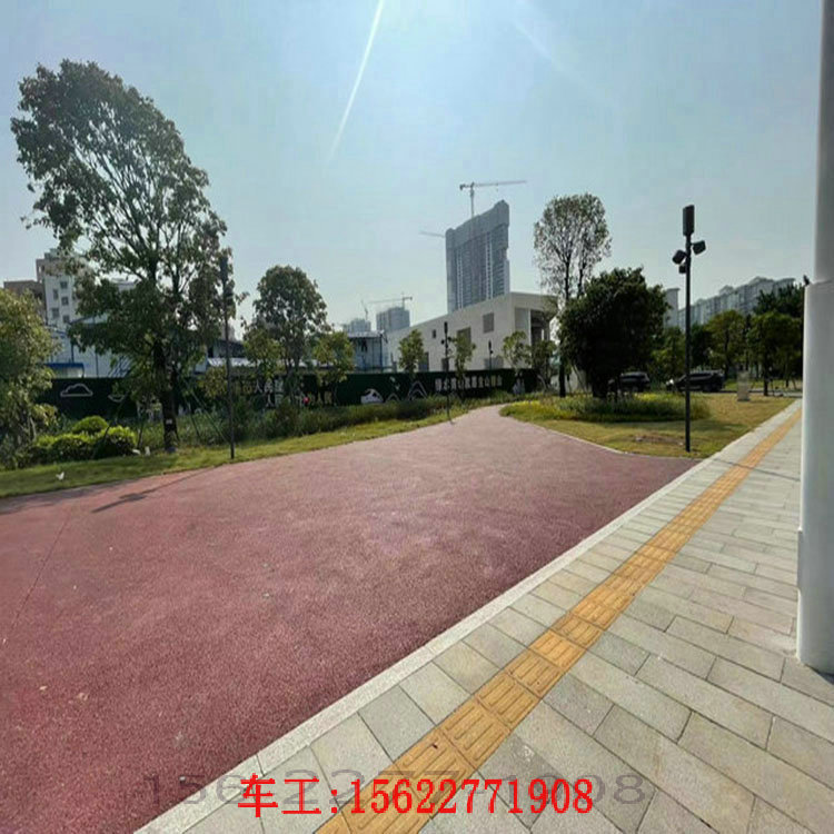 白云區(qū)透水混凝土路面公園案例 白云區(qū)透水混凝土路面公園案例